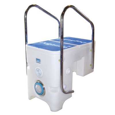 戴高樂<a href='/product/product-0001,0007.shtml' class='keys' title='點擊查看關(guān)于泳池設(shè)備的相關(guān)信息' target='_blank'>泳池設(shè)備</a>