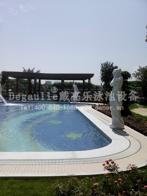 別墅<a href='http://m.tralot.com' class='keys' title='點(diǎn)擊查看關(guān)于泳池工程的相關(guān)信息' target='_blank'>泳池工程</a>